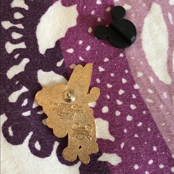 2002 Tinker Bell Disney Pin - Picture 2 of 2